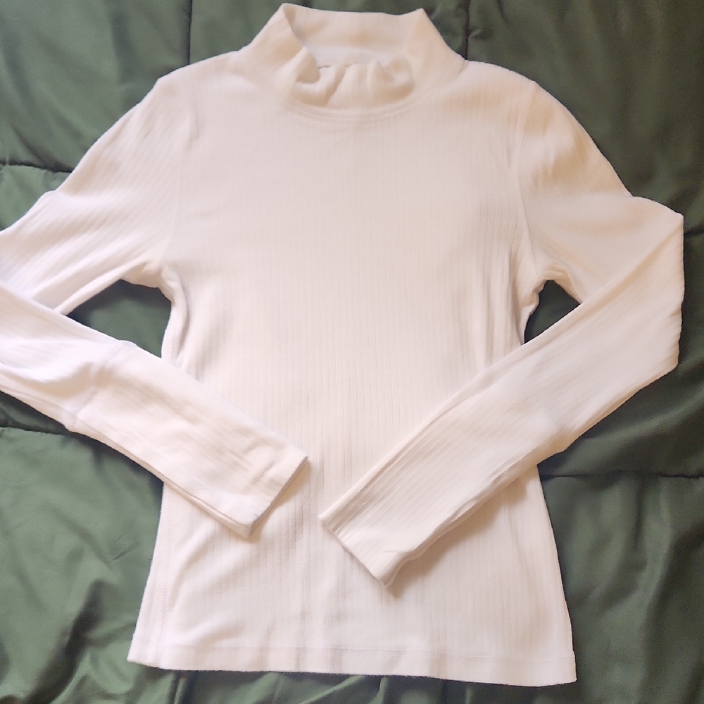 Women's White Turtleneck Top